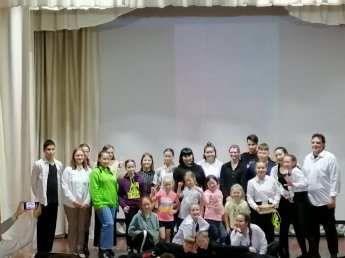 «Зажигаем звёзды»